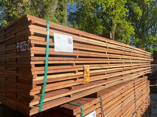 Ca. 50x Angelim Pedra Beschoeiingsplanken, 20x200mm, lengte 450cm